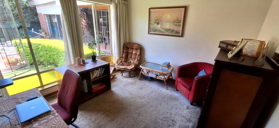 5 Bedroom Property for Sale in Murrayfield Gauteng