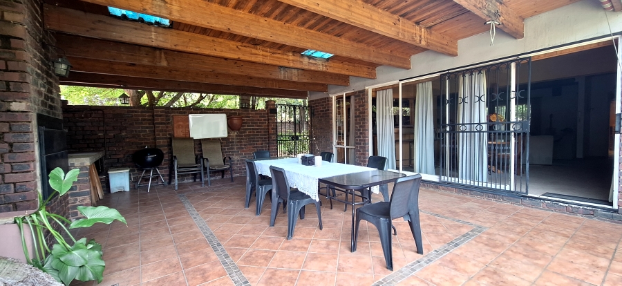 5 Bedroom Property for Sale in Murrayfield Gauteng
