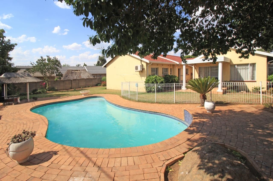 4 Bedroom Property for Sale in Freeway Park Gauteng