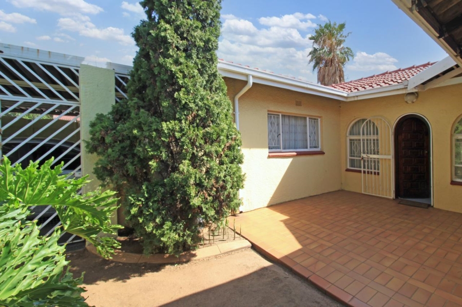 4 Bedroom Property for Sale in Freeway Park Gauteng