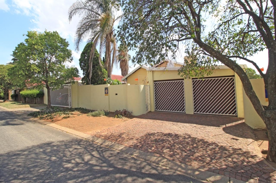 4 Bedroom Property for Sale in Freeway Park Gauteng