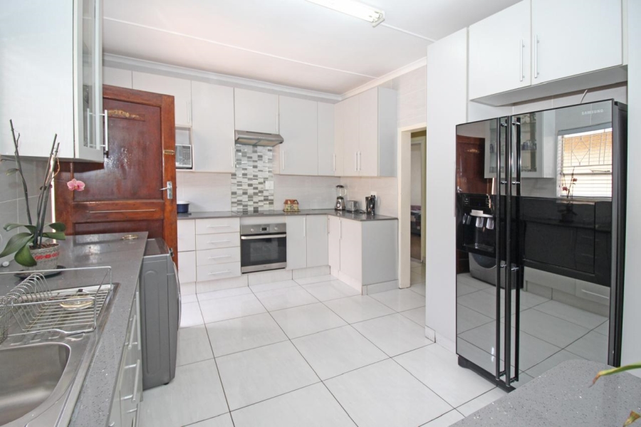 4 Bedroom Property for Sale in Freeway Park Gauteng