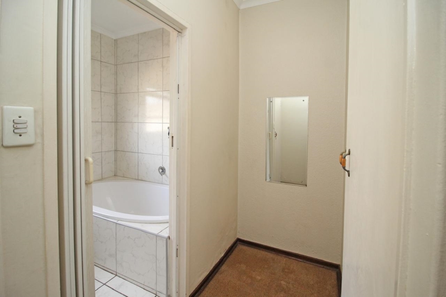 4 Bedroom Property for Sale in Freeway Park Gauteng