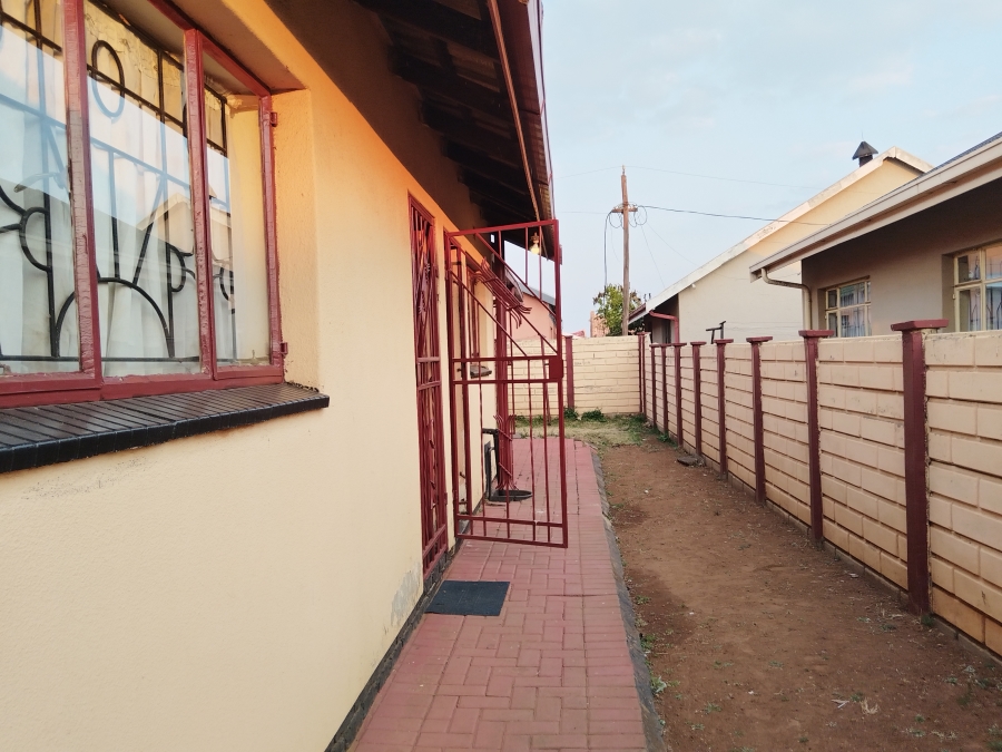 3 Bedroom Property for Sale in Sebokeng Zone 10 Gauteng