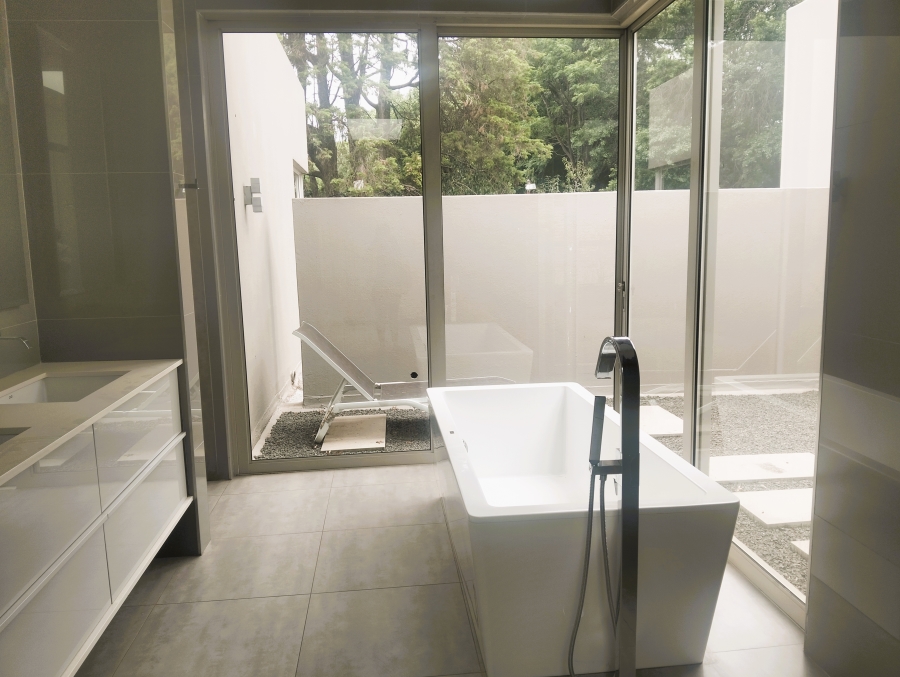 4 Bedroom Property for Sale in Oriel Gauteng