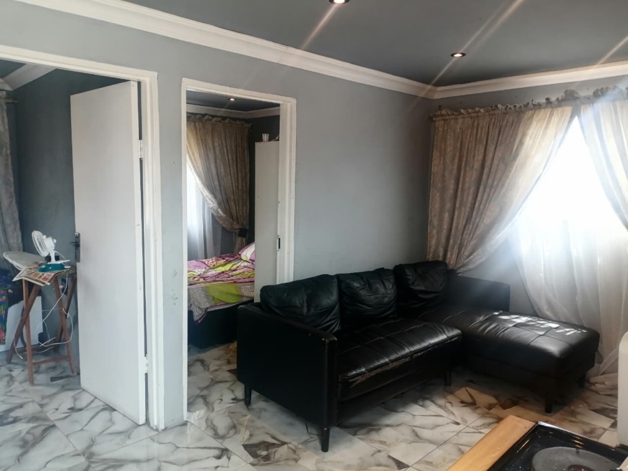 2 Bedroom Property for Sale in Bophelong Gauteng