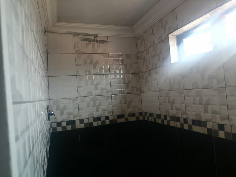2 Bedroom Property for Sale in Bophelong Gauteng