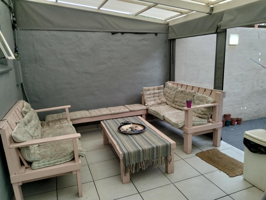3 Bedroom Property for Sale in Garsfontein Gauteng