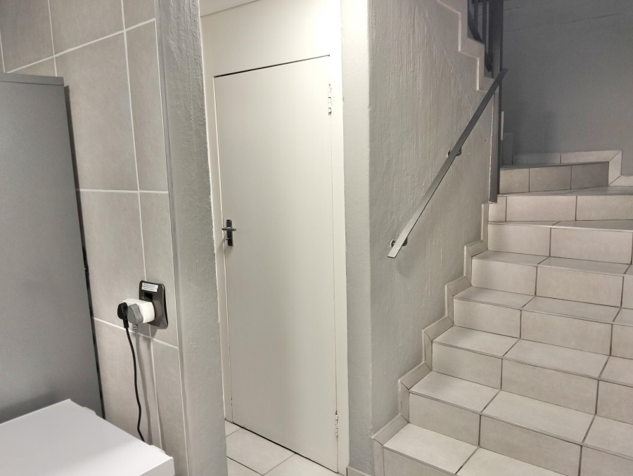 3 Bedroom Property for Sale in Garsfontein Gauteng