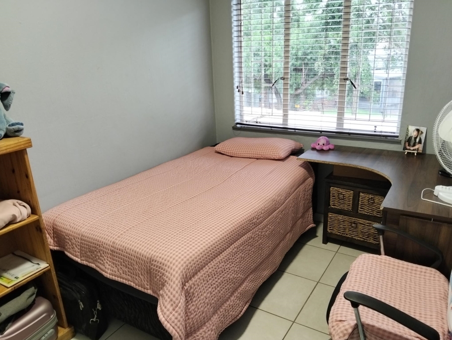 3 Bedroom Property for Sale in Garsfontein Gauteng