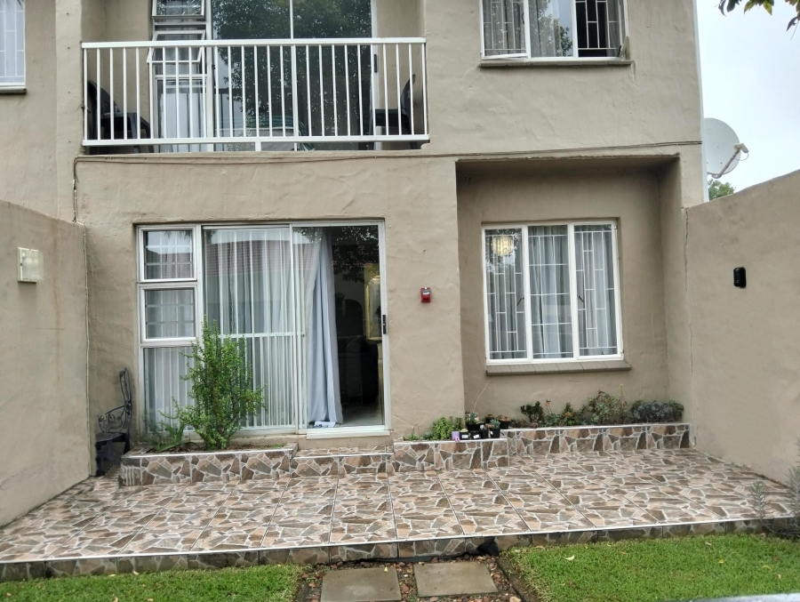 3 Bedroom Property for Sale in Garsfontein Gauteng