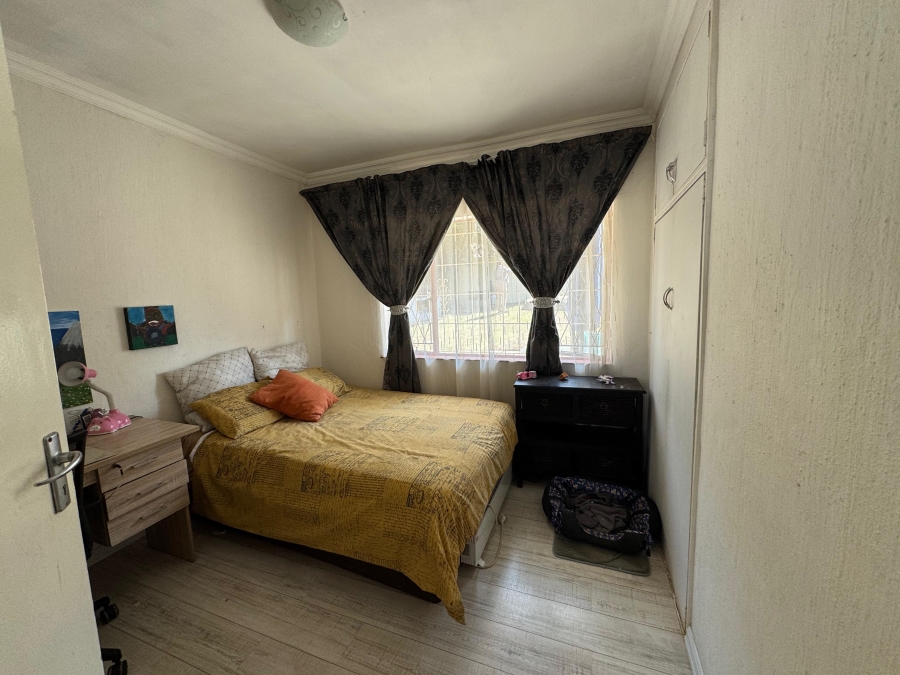 4 Bedroom Property for Sale in Mulbarton Gauteng