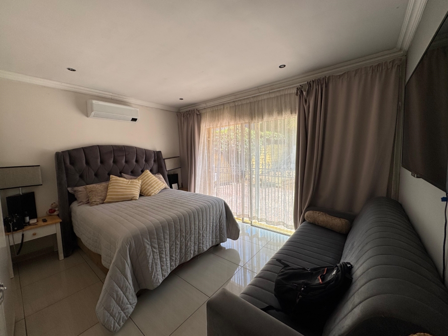 4 Bedroom Property for Sale in Mulbarton Gauteng