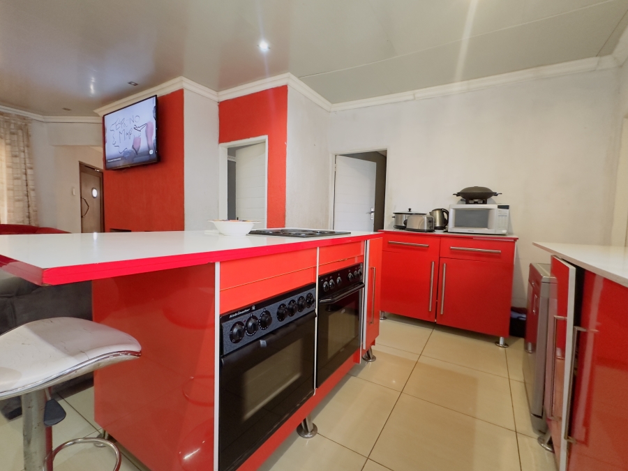 3 Bedroom Property for Sale in Tsakane Gauteng
