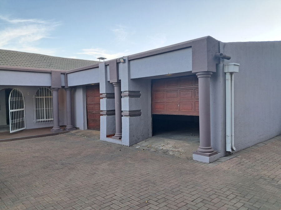 To Let 3 Bedroom Property for Rent in Vanderbijlpark SW Gauteng