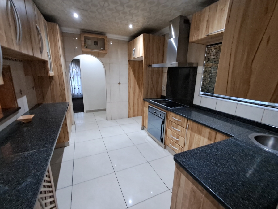 To Let 3 Bedroom Property for Rent in Vanderbijlpark SW Gauteng