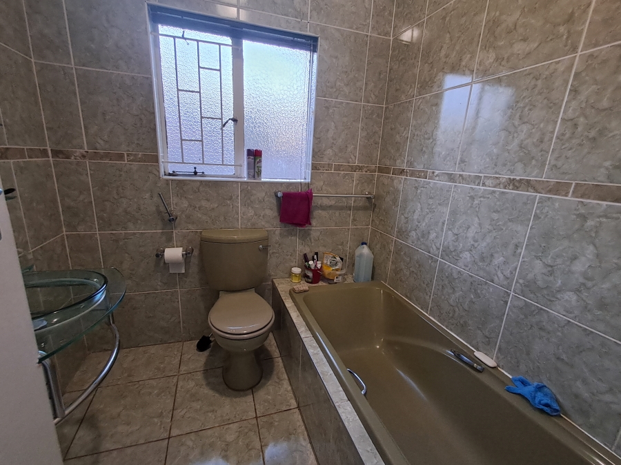 To Let 3 Bedroom Property for Rent in Vanderbijlpark SW Gauteng