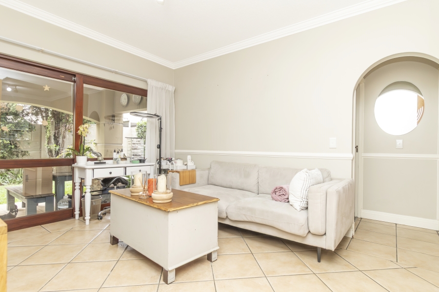 1 Bedroom Property for Sale in Sunninghill Gauteng