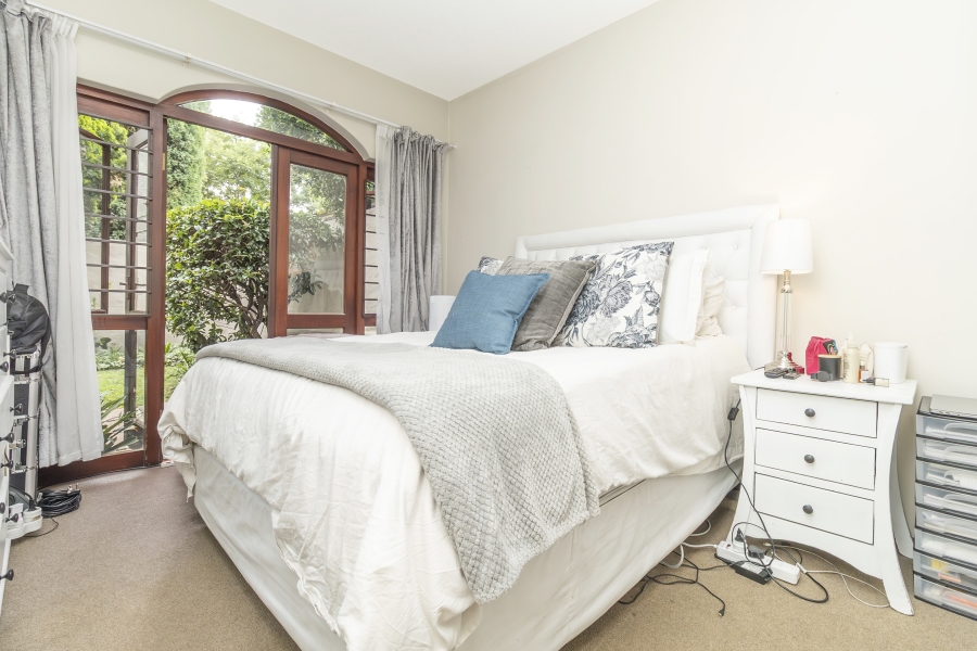 1 Bedroom Property for Sale in Sunninghill Gauteng