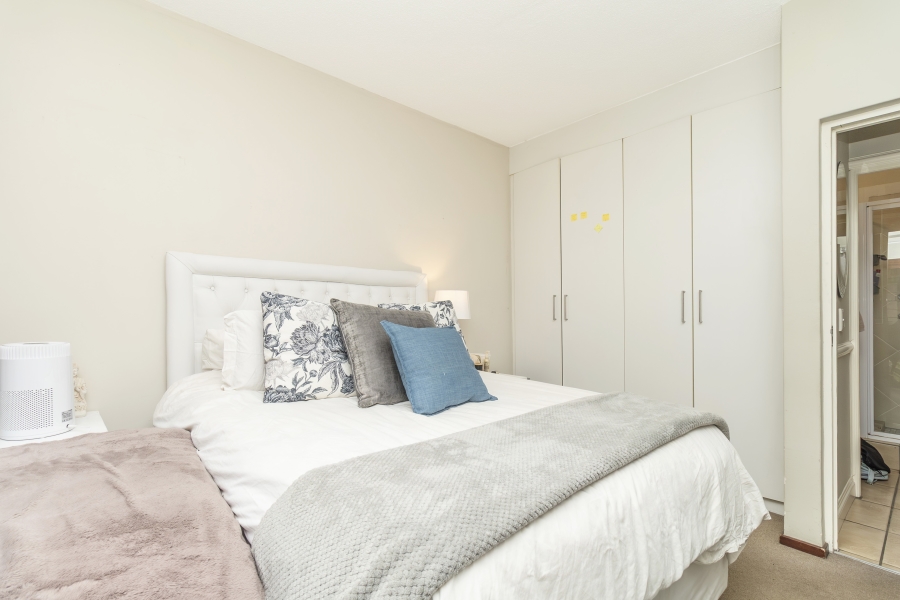 1 Bedroom Property for Sale in Sunninghill Gauteng