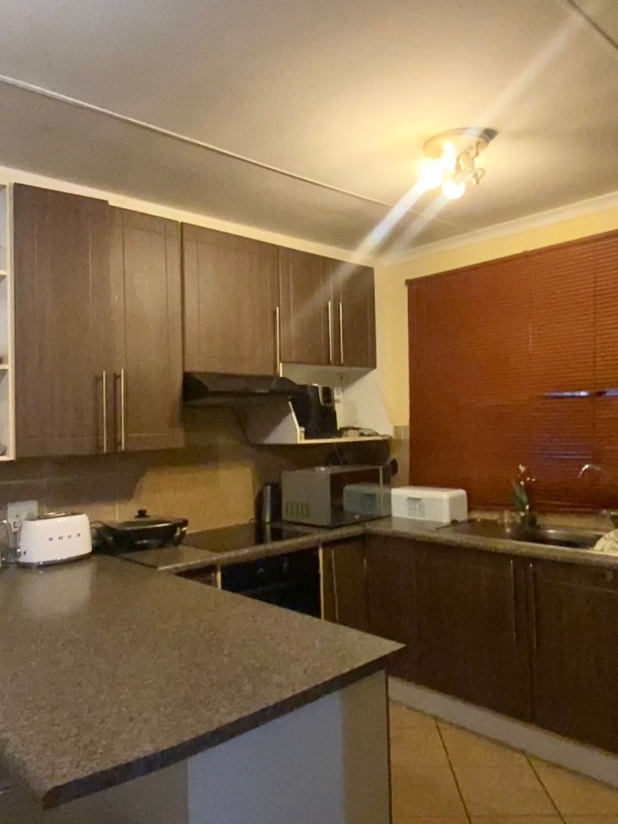 2 Bedroom Property for Sale in Mooikloof Ridge Gauteng