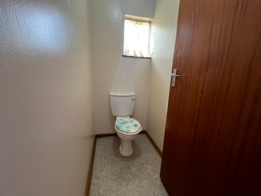 4 Bedroom Property for Sale in Rensburg Gauteng