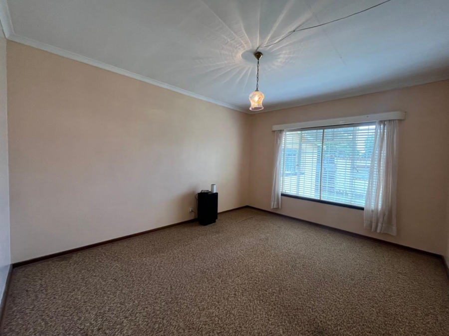 4 Bedroom Property for Sale in Rensburg Gauteng