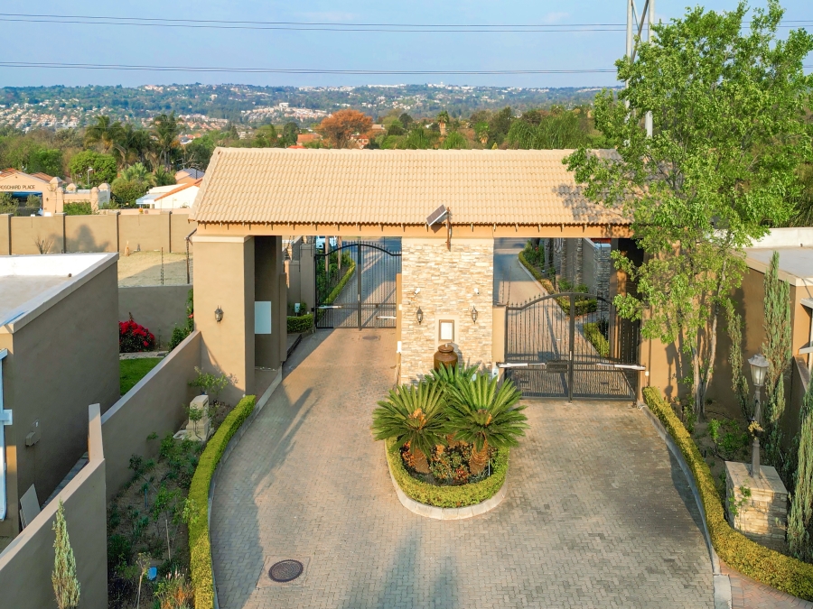 4 Bedroom Property for Sale in Olivedale Gauteng