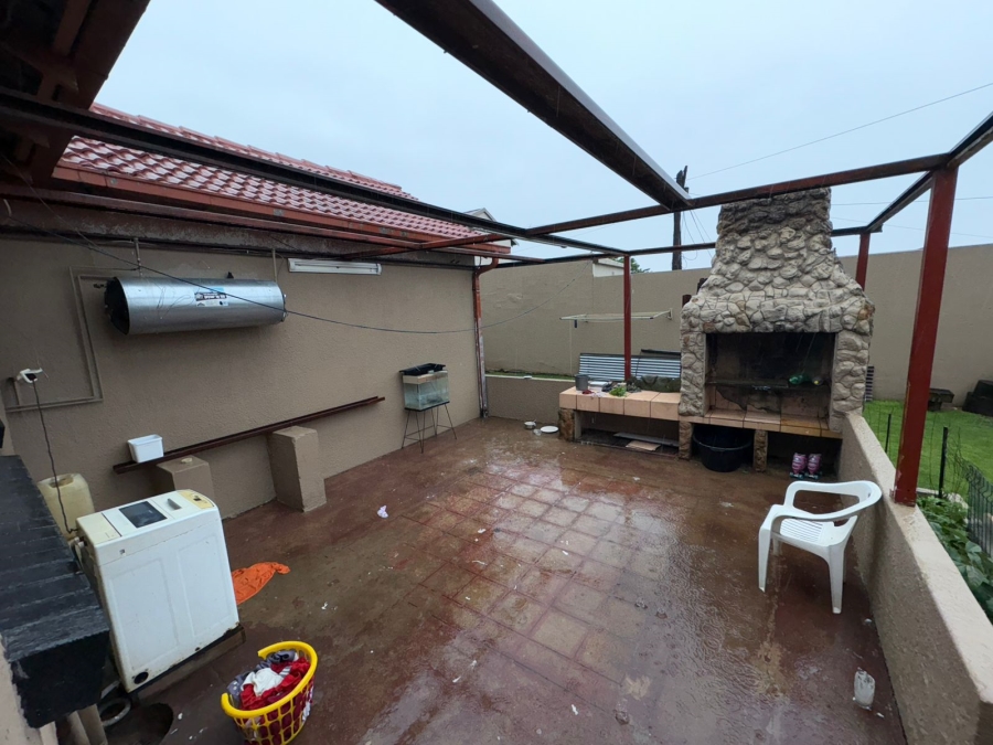 3 Bedroom Property for Sale in Gerdview Gauteng