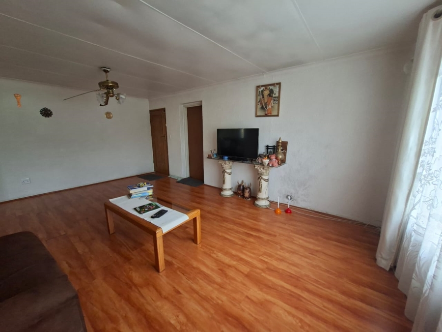 3 Bedroom Property for Sale in Bakerton Gauteng