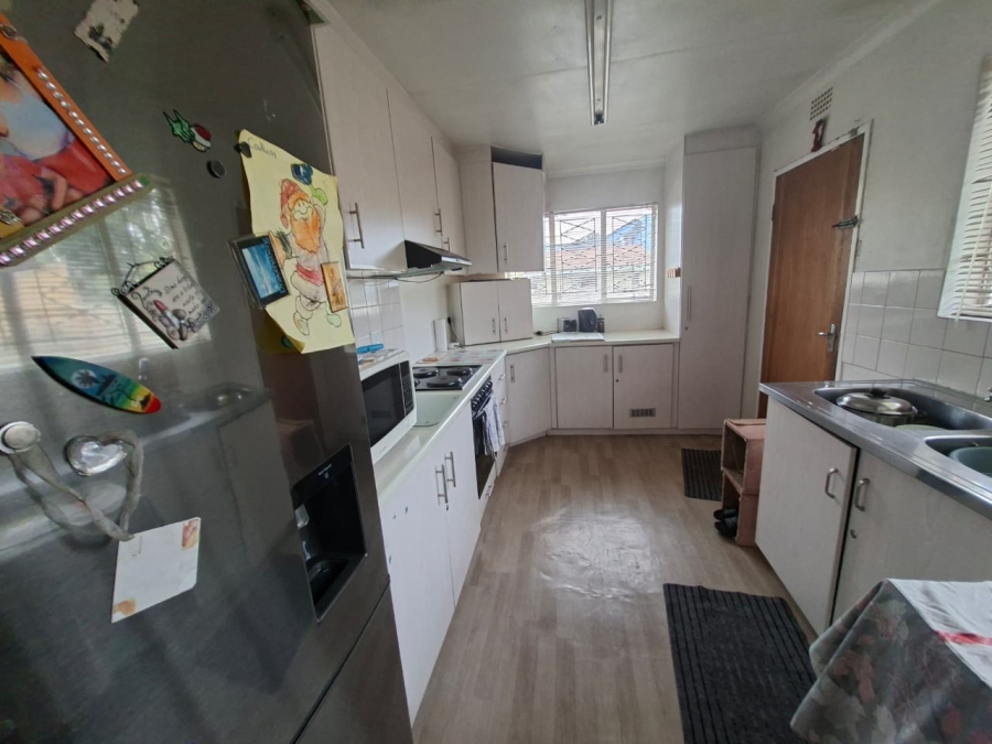 3 Bedroom Property for Sale in Bakerton Gauteng