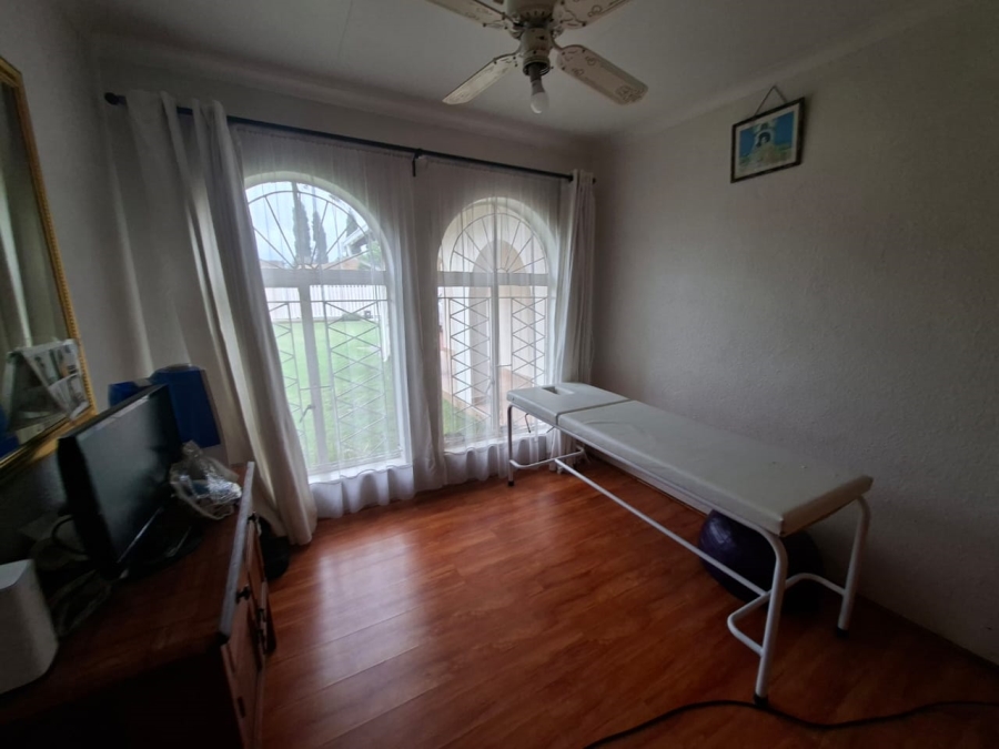 3 Bedroom Property for Sale in Bakerton Gauteng