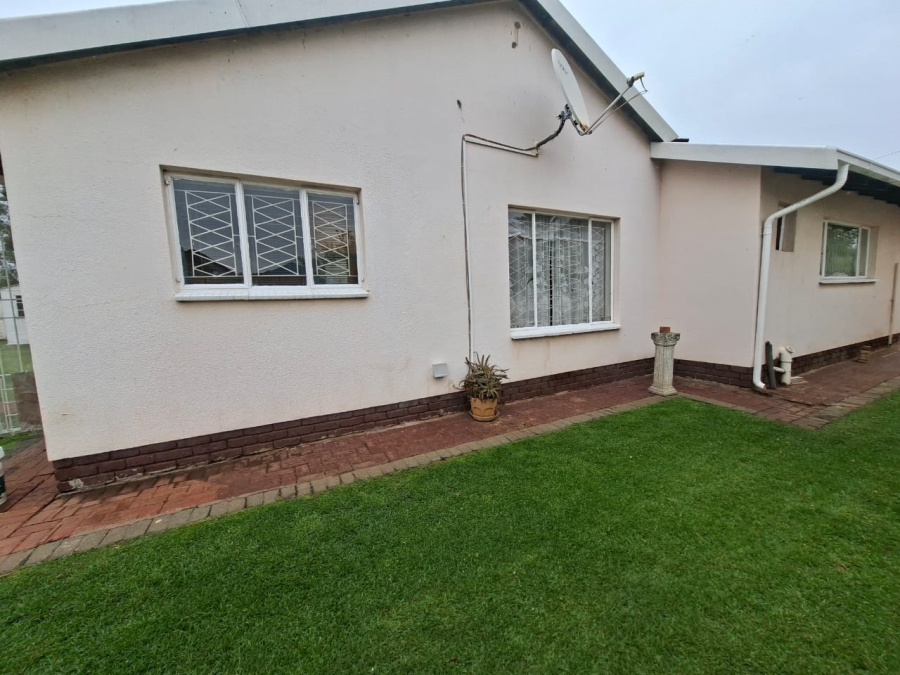 3 Bedroom Property for Sale in Bakerton Gauteng