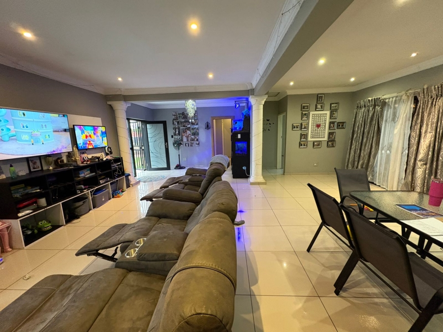3 Bedroom Property for Sale in Sunnyridge Gauteng