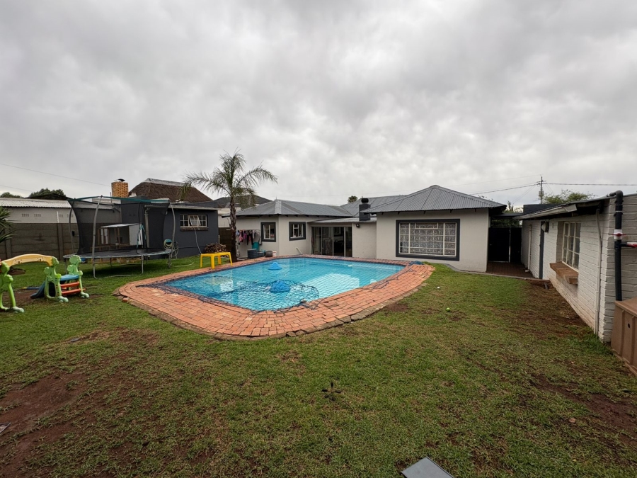 3 Bedroom Property for Sale in Sunnyridge Gauteng
