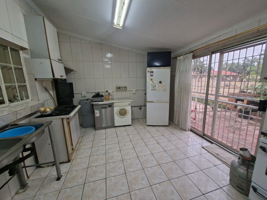 4 Bedroom Property for Sale in Bakerton Gauteng