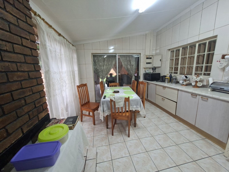 4 Bedroom Property for Sale in Bakerton Gauteng