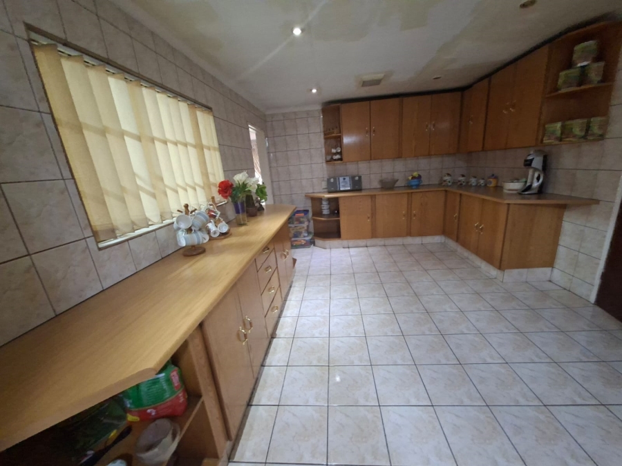 4 Bedroom Property for Sale in Bakerton Gauteng