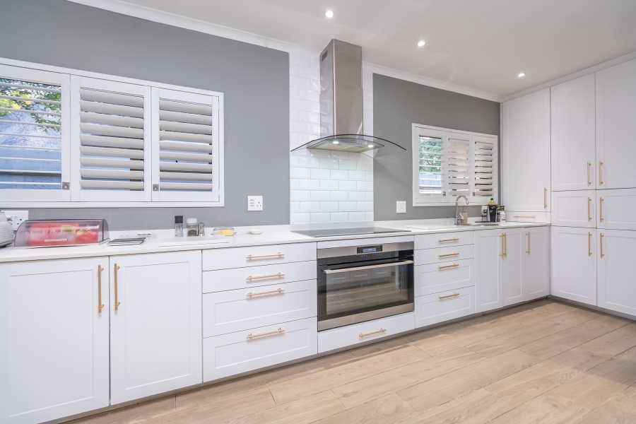 4 Bedroom Property for Sale in Lonehill Gauteng