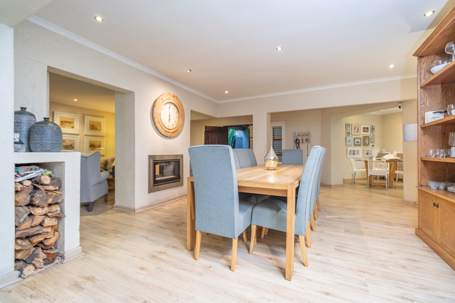 4 Bedroom Property for Sale in Lonehill Gauteng