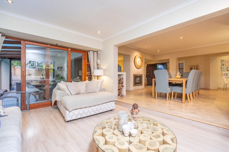 4 Bedroom Property for Sale in Lonehill Gauteng