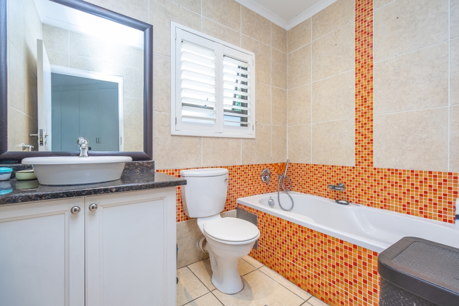 4 Bedroom Property for Sale in Lonehill Gauteng