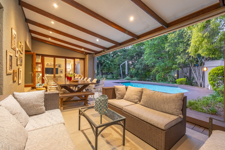 4 Bedroom Property for Sale in Lonehill Gauteng