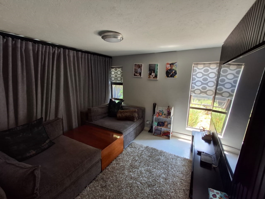 3 Bedroom Property for Sale in Theresa Park Gauteng