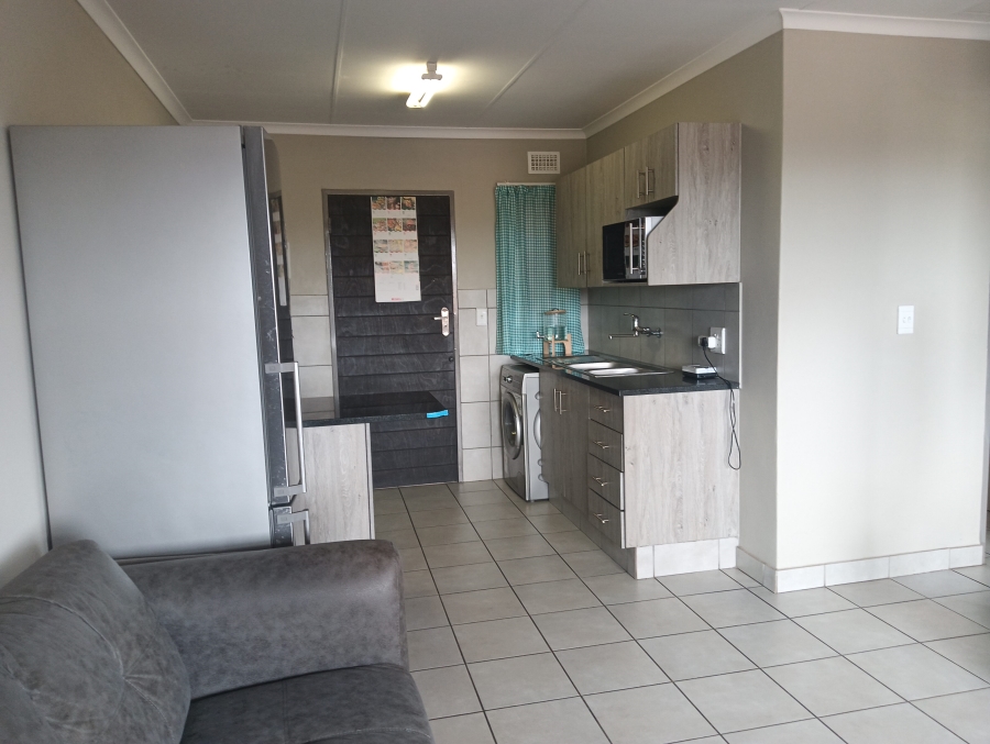 2 Bedroom Property for Sale in Heuweloord Gauteng