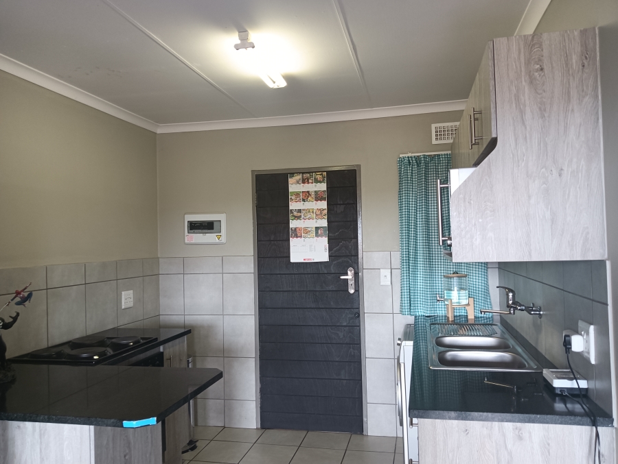 2 Bedroom Property for Sale in Heuweloord Gauteng