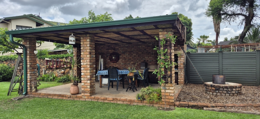 4 Bedroom Property for Sale in Doringkloof Gauteng