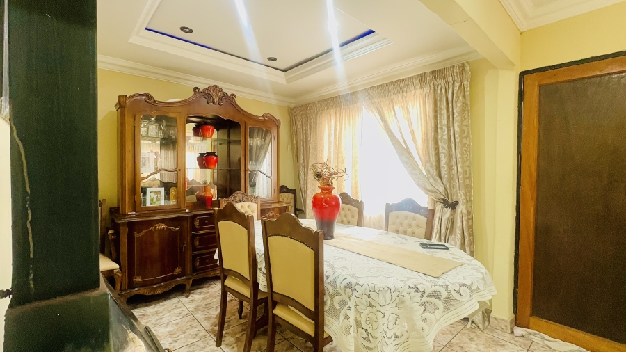 2 Bedroom Property for Sale in Tsakane Ext 5 Gauteng