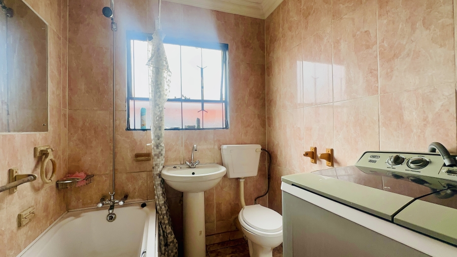 2 Bedroom Property for Sale in Tsakane Ext 5 Gauteng