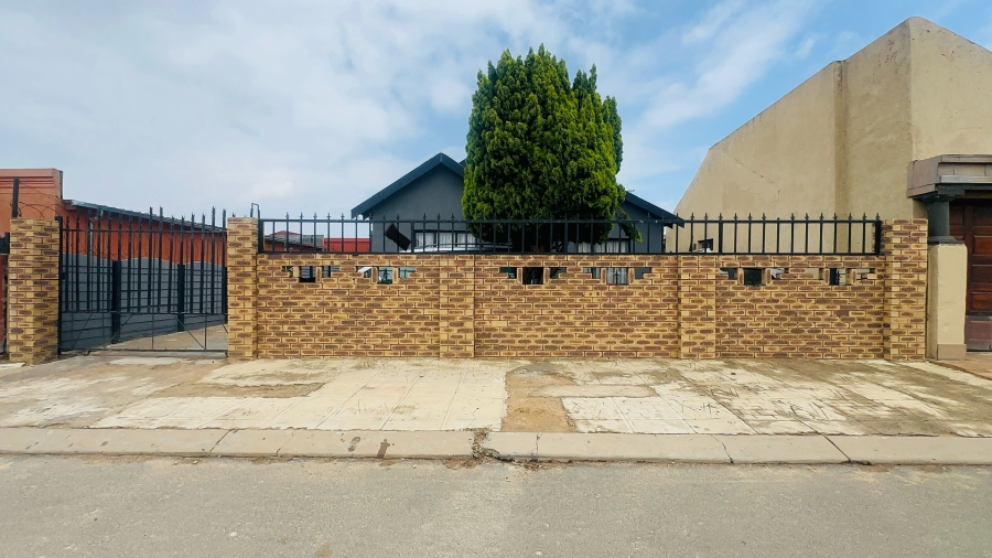 2 Bedroom Property for Sale in Tsakane Ext 5 Gauteng